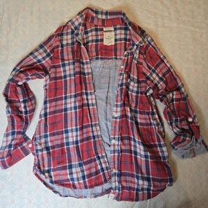 American Eagle Plaid Button Down Shirt